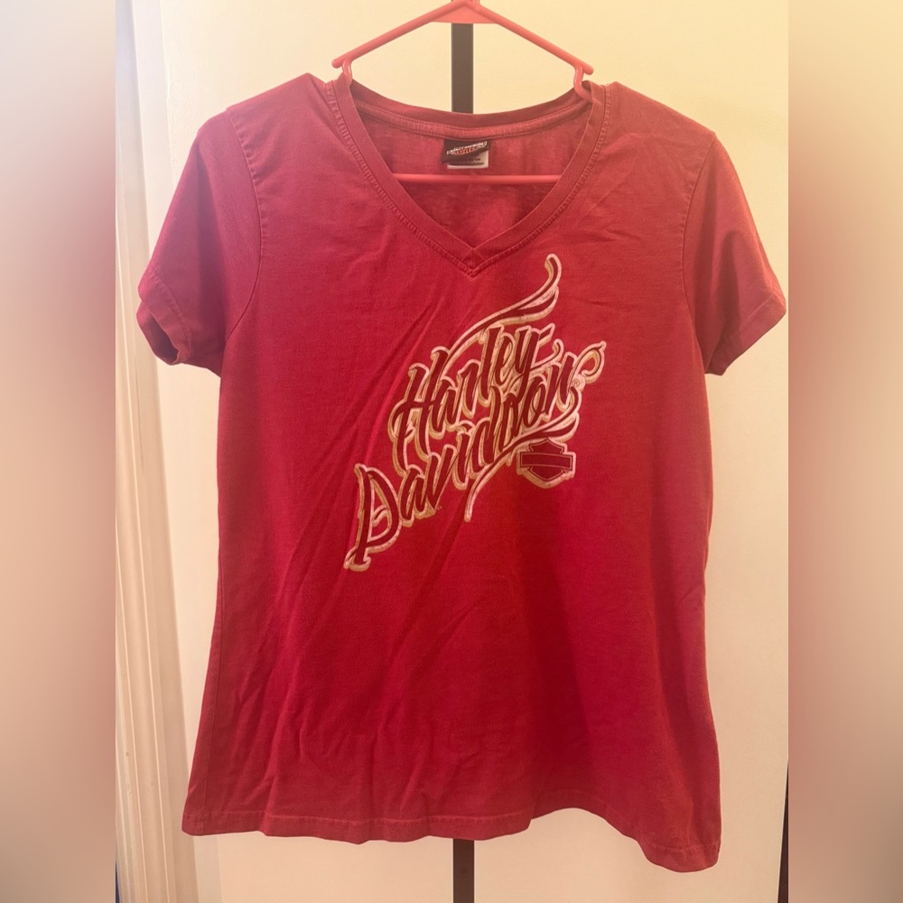 Harley-Davidson Red Short Sleeve Logo Tee with Gold Print - Picture 2 of 9